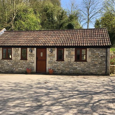 The Old Stables Villa Hinton Charterhouse Exterior foto